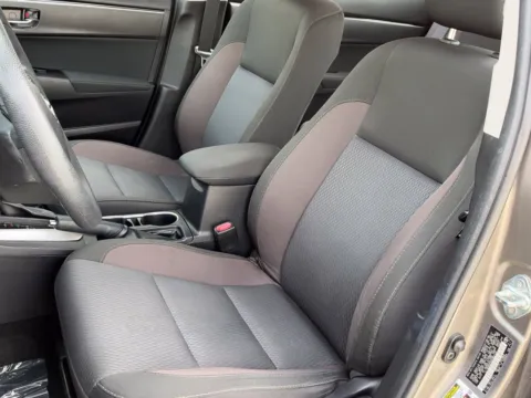 More photos of 2017 Toyota Corolla LE at Noblesville Imports, IN