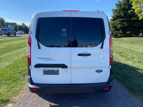More photos of 2022 Ford Transit Connect XL at Noblesville Imports, IN