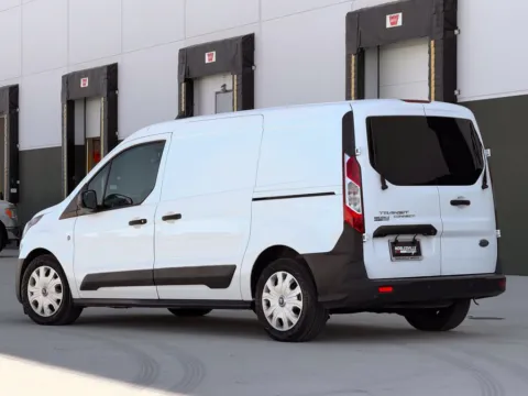 More photos of 2022 Ford Transit Connect XL at Noblesville Imports, IN