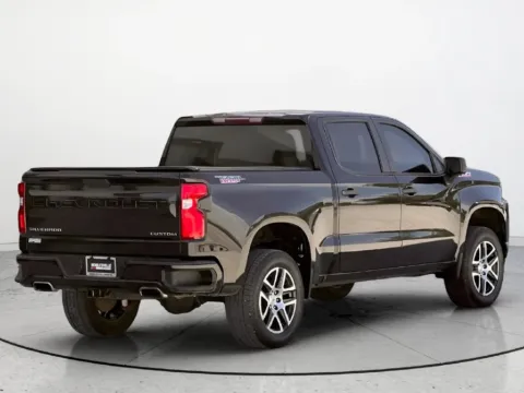Photos of 2020 Chevrolet Silverado 1500 Custom Trail Boss for sale in Noblesville, IN at Noblesville Imports