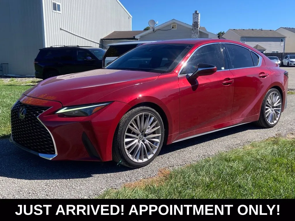 2024 Lexus IS