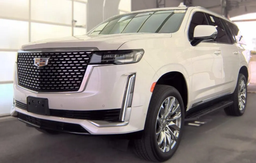 2021 Cadillac Escalade Premium Luxury for sale in Noblesville, IN