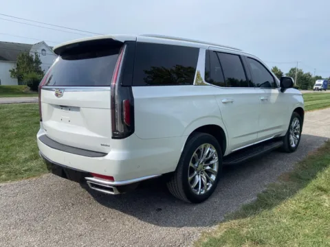 More photos of 2021 Cadillac Escalade Premium Luxury at Noblesville Imports, IN