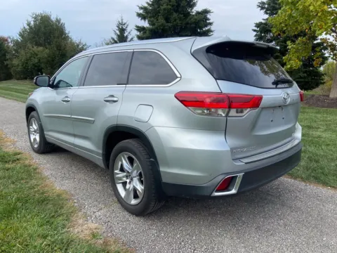 Another view of 2018 Toyota Highlander Limited for sale in Noblesville, IN at Noblesville Imports