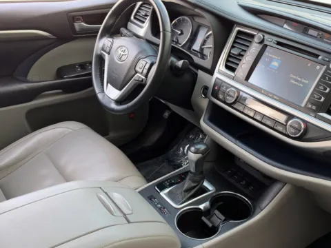 Another view of 2018 Toyota Highlander Limited for sale in Noblesville, IN at Noblesville Imports