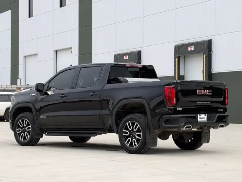 More photos of 2022 GMC Sierra 1500 AT4 at Noblesville Imports, IN