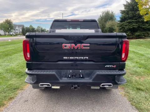 More photos of 2022 GMC Sierra 1500 AT4 at Noblesville Imports, IN