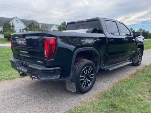 More photos of 2022 GMC Sierra 1500 AT4 at Noblesville Imports, IN