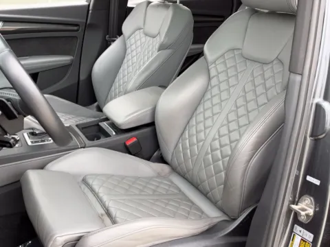 More photos of 2020 Audi SQ5 3.0T Prestige at Noblesville Imports, IN