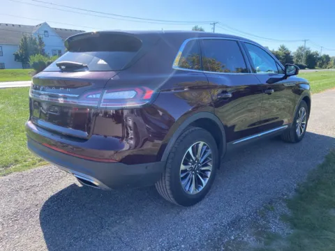 More photos of 2021 Lincoln Nautilus Reserve at Noblesville Imports, IN