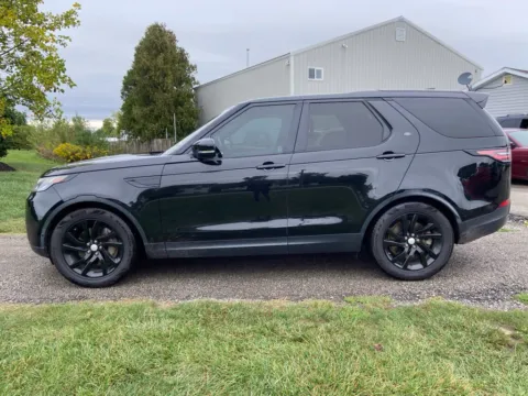 Photos of 2018 Land Rover Discovery HSE for sale in Noblesville, IN at Noblesville Imports