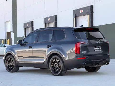 More photos of 2022 Kia Telluride SX at Noblesville Imports, IN