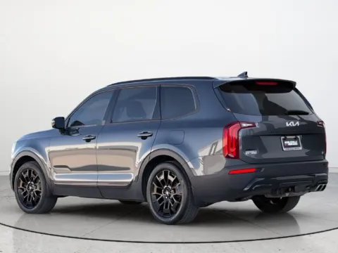 More photos of 2022 Kia Telluride SX at Noblesville Imports, IN