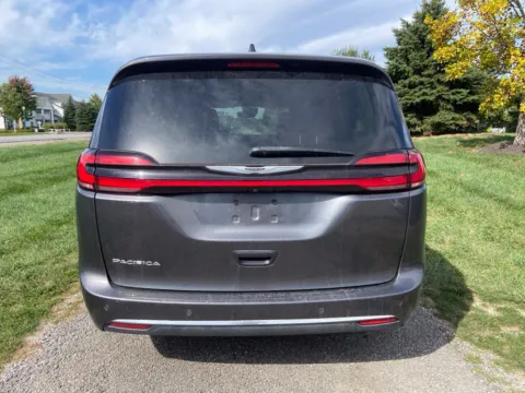 More photos of 2023 Chrysler Pacifica Touring L at Noblesville Imports, IN