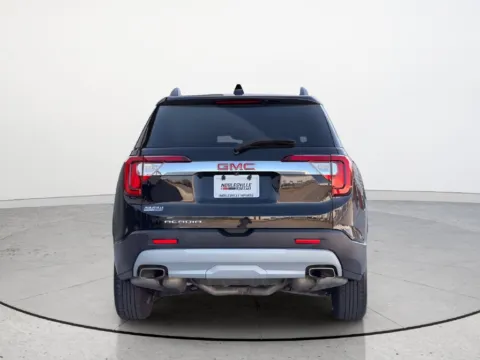 More photos of 2020 GMC Acadia SLT at Noblesville Imports, IN