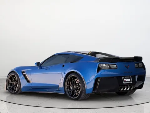 More photos of 2015 Chevrolet Corvette Z06 at Noblesville Imports, IN