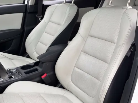 More photos of 2016 Mazda CX-5 Grand Touring at Noblesville Imports, IN