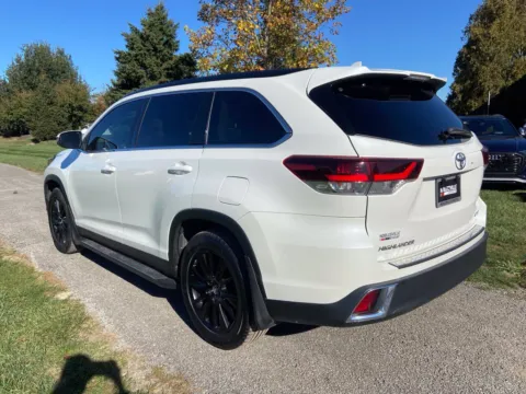Another view of 2019 Toyota Highlander XLE for sale in Noblesville, IN at Noblesville Imports