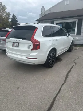 More photos of 2022 Volvo XC90 T6 Momentum at Noblesville Imports, IN