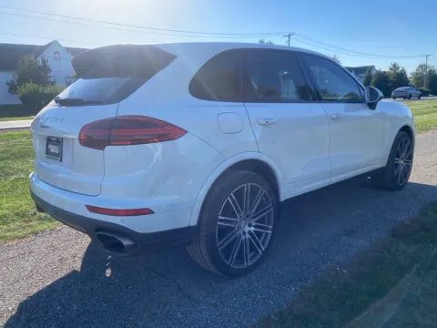 More photos of 2017 Porsche Cayenne at Noblesville Imports, IN