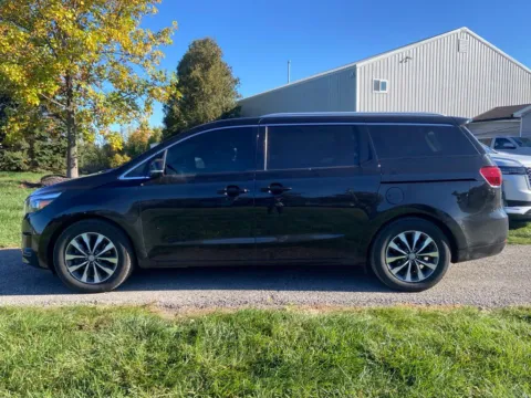 Photos of 2018 Kia Sedona SX for sale in Noblesville, IN at Noblesville Imports