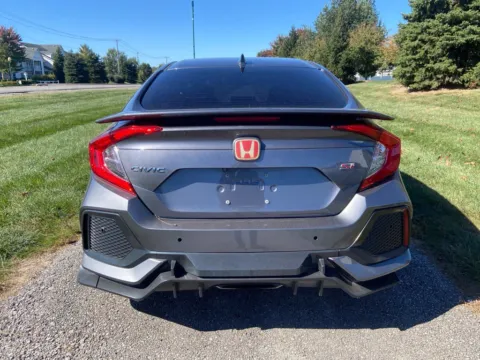 More photos of 2019 Honda Civic Si at Noblesville Imports, IN