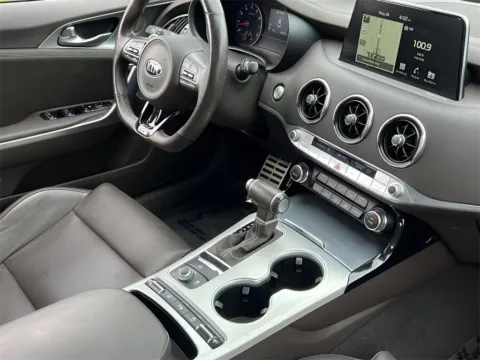 More photos of 2020 Kia Stinger GT at Noblesville Imports, IN