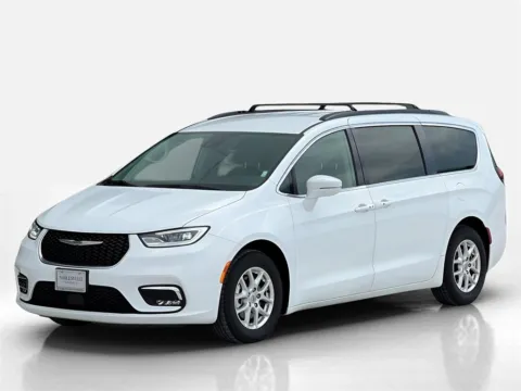 Photos of 2022 Chrysler Pacifica Touring L for sale in Noblesville, IN at Noblesville Imports