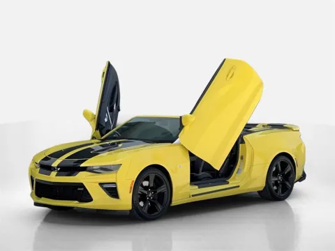 Yellow 2017 Chevrolet Camaro 2SS for sale in Noblesville, IN