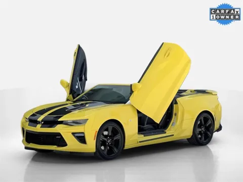 Yellow 2017 Chevrolet Camaro 2SS for sale in Noblesville, IN