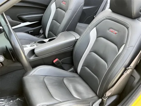 More photos of 2017 Chevrolet Camaro 2SS at Noblesville Imports, IN