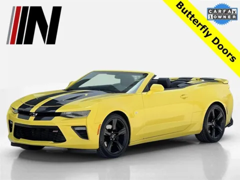 Yellow 2017 Chevrolet Camaro 2SS for sale in Noblesville, IN