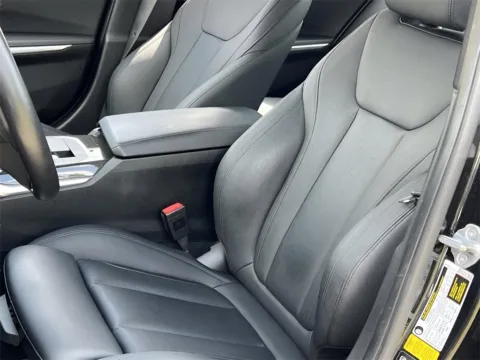 More photos of 2019 BMW 3 Series 330i xDrive at Noblesville Imports, IN