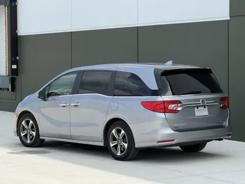 Photos of 2020 Honda Odyssey Touring for sale in Noblesville, IN at Noblesville Imports