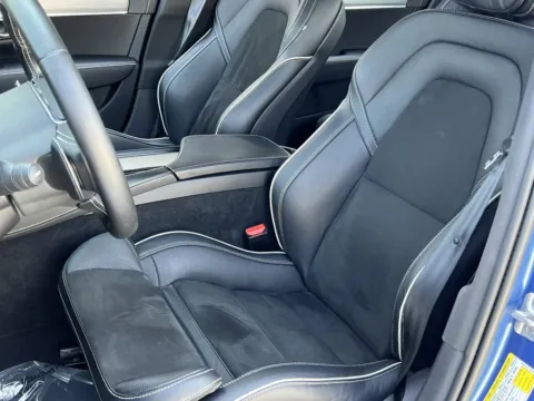 More photos of 2020 Volvo S90 R-Design at Noblesville Imports, IN