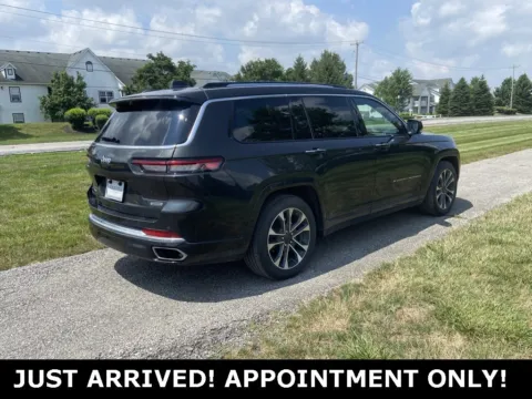 More photos of 2022 Jeep Grand Cherokee L Overland at Noblesville Imports, IN