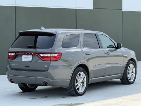 More photos of 2021 Dodge Durango R/T at Noblesville Imports, IN