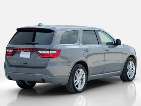 More photos of 2021 Dodge Durango R/T at Noblesville Imports, IN