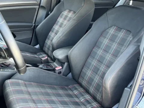 More photos of 2018 Volkswagen Golf GTI SE at Noblesville Imports, IN