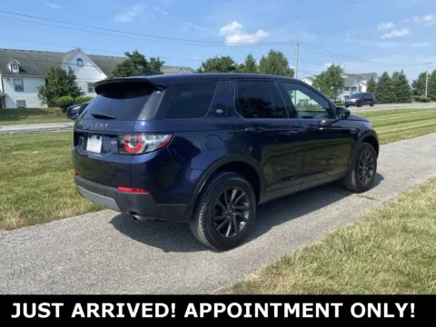 More photos of 2019 Land Rover Discovery Sport SE at Noblesville Imports, IN