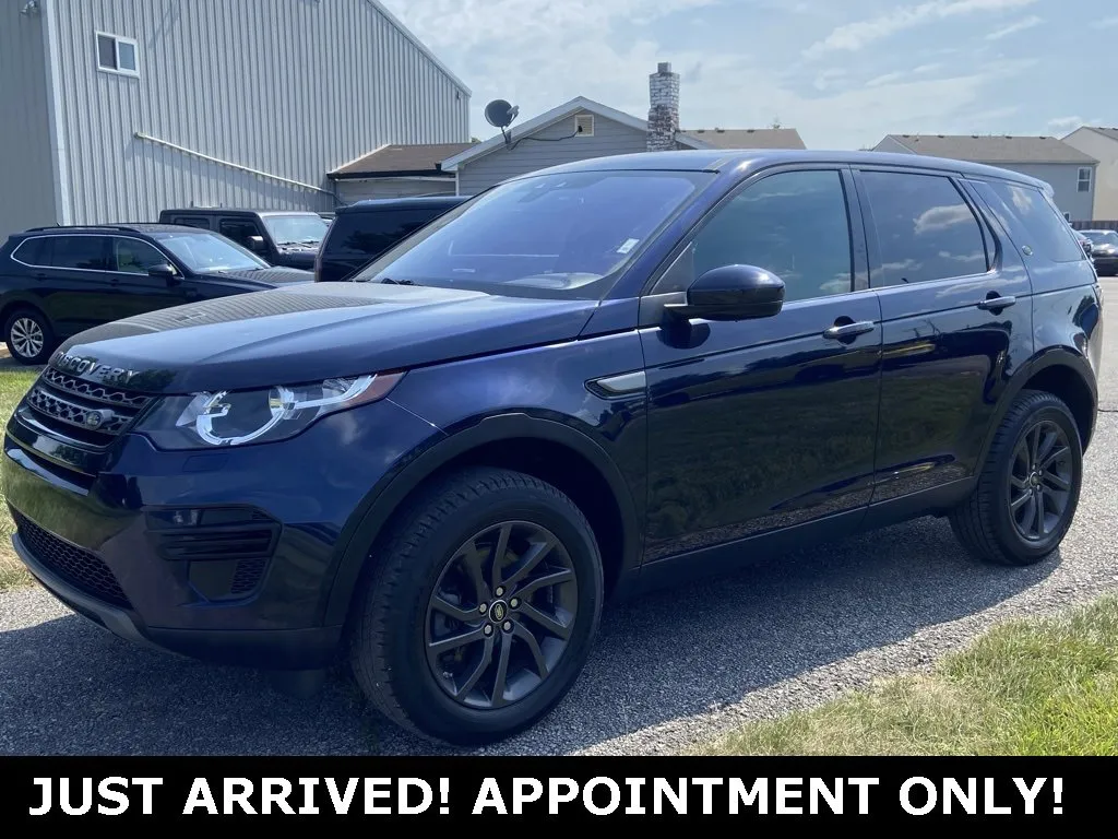 Blue 2019 Land Rover Discovery Sport SE for sale in Noblesville, IN