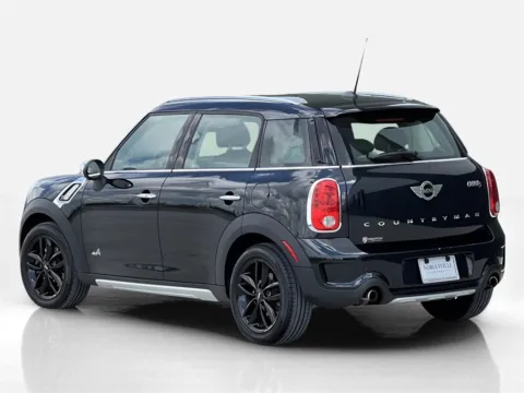 More photos of 2015 MINI Cooper Countryman S at Noblesville Imports, IN