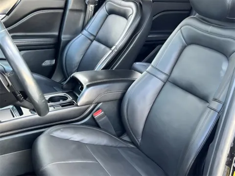 More photos of 2020 Lincoln Corsair Reserve at Noblesville Imports, IN