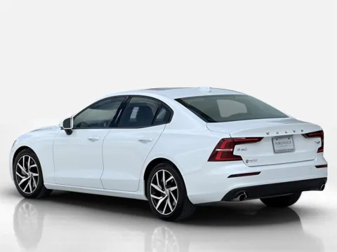 Photos of 2020 Volvo S60 Momentum for sale in Noblesville, IN at Noblesville Imports