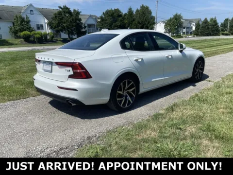 More photos of 2020 Volvo S60 Momentum at Noblesville Imports, IN