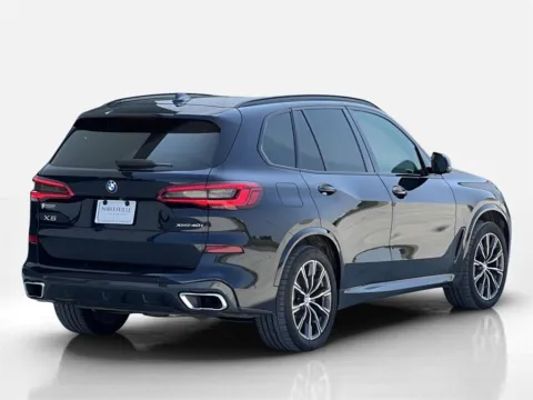 More photos of 2019 BMW X5 xDrive40i at Noblesville Imports, IN