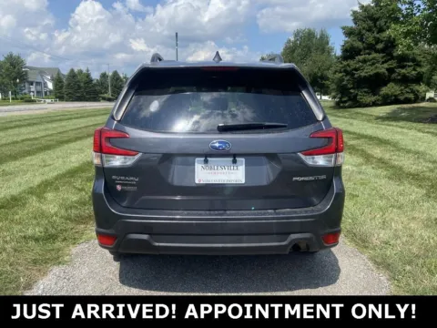 More photos of 2021 Subaru Forester Premium at Noblesville Imports, IN
