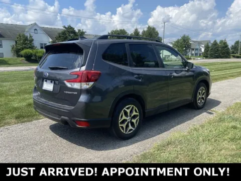 More photos of 2021 Subaru Forester Premium at Noblesville Imports, IN