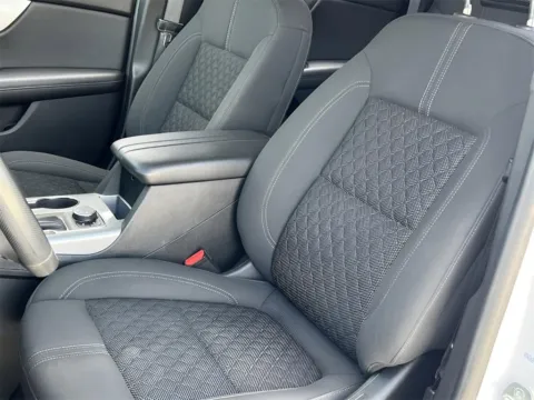 More photos of 2021 Chevrolet Blazer LT at Noblesville Imports, IN