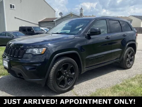 Black 2018 Jeep Grand Cherokee Upland for sale in Noblesville, IN